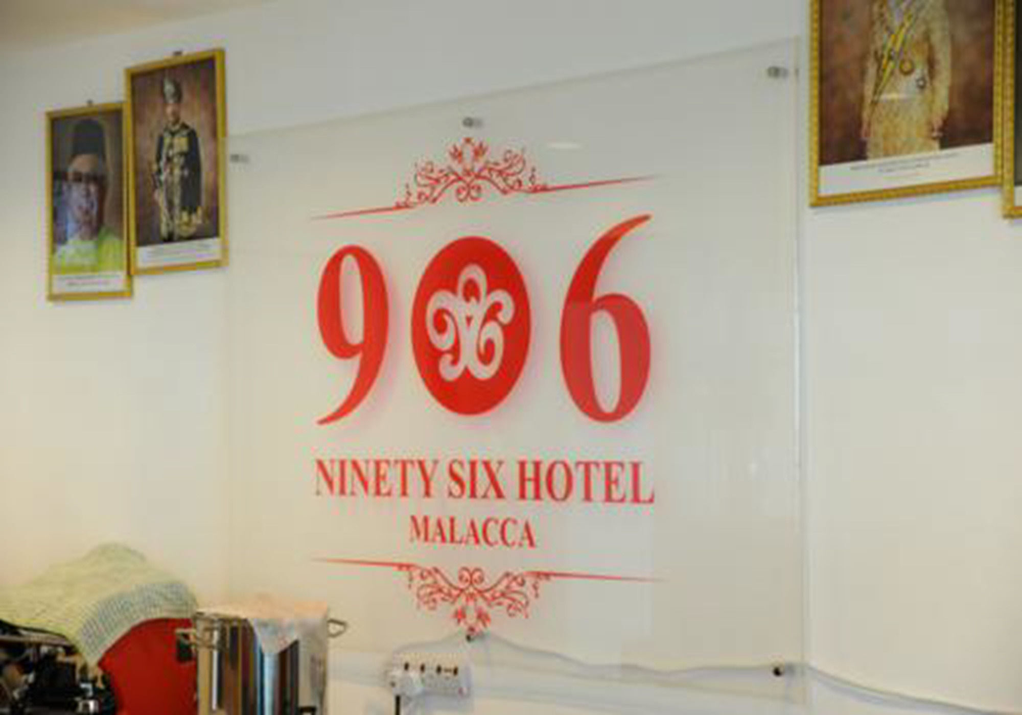 Oyo 1158 906 Airport Hotel Malacca Buitenkant foto
